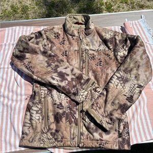 Kryptek Njord Jacket in Highlander (size Medium)